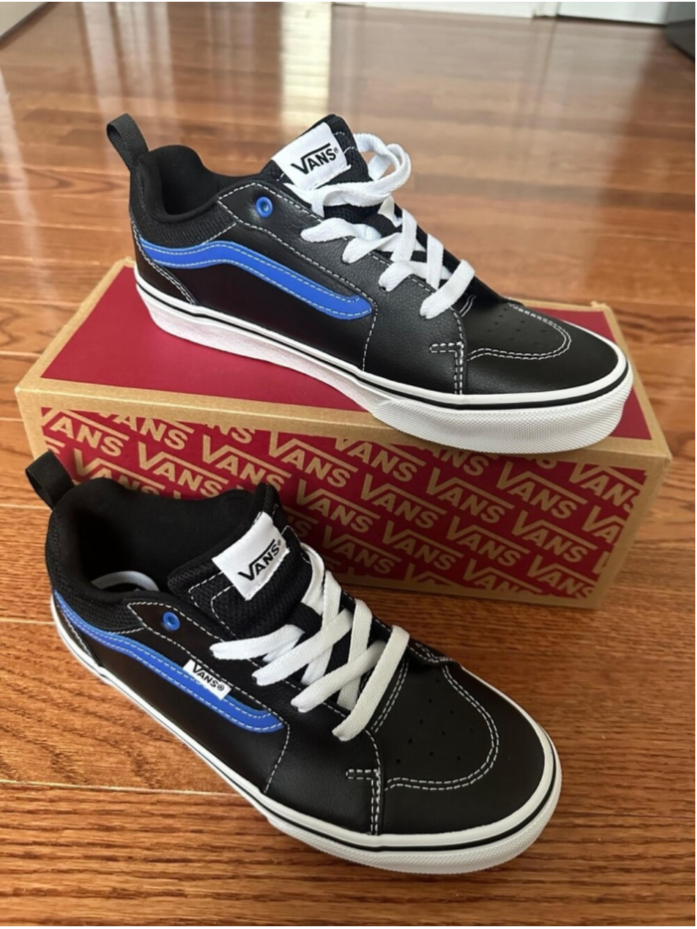 Vans Filmore Trainers Black Leather with Blue Accents Sneakers Size 7 Youth